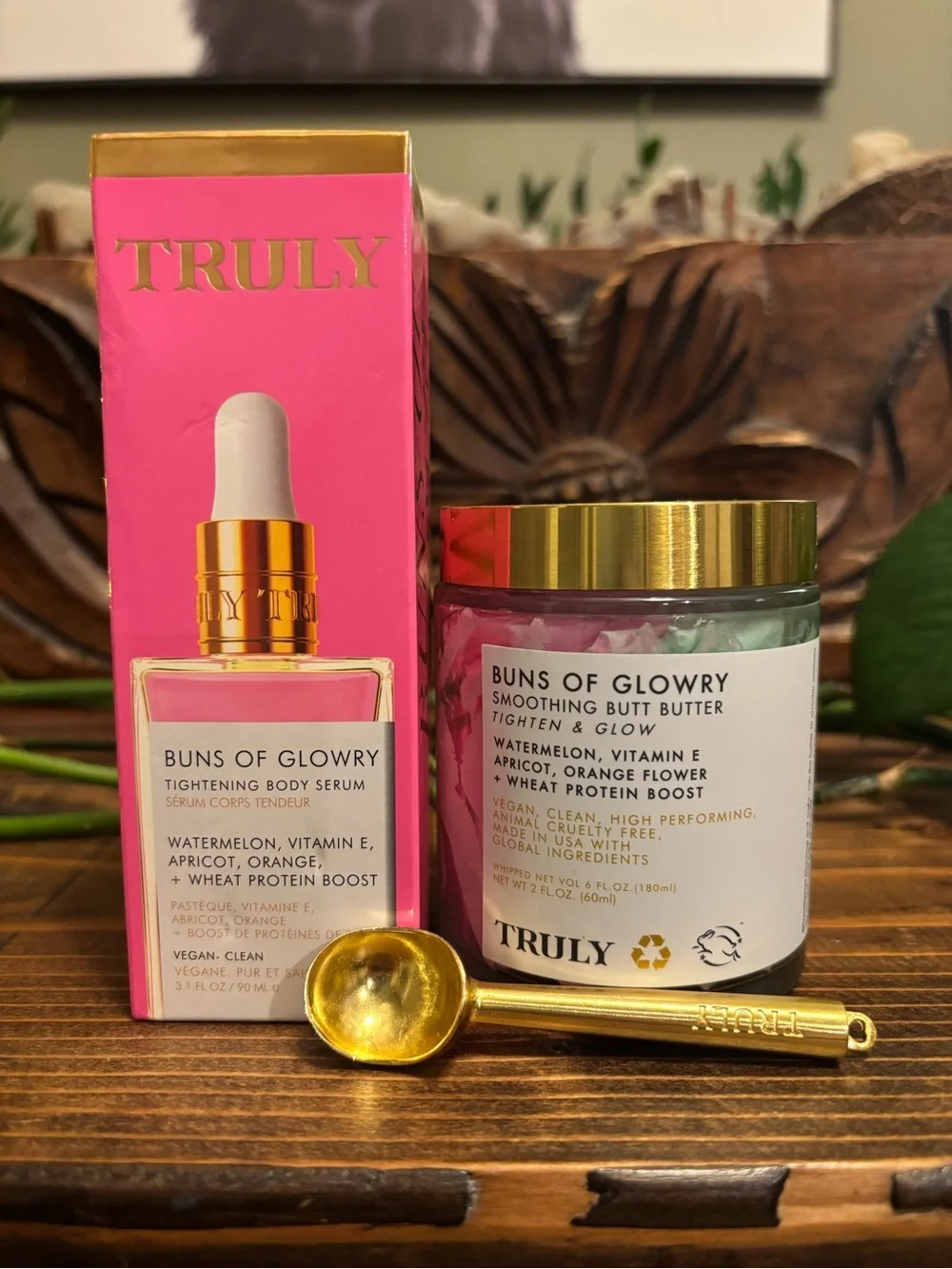 Truly Beauty Buns Of Glowry Bundle with Limited Edition Golden Scoop